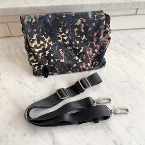 Lululemon Festival 5L Bag